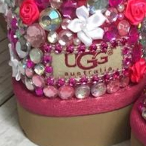 Custom uggs - Picture 8 of 8